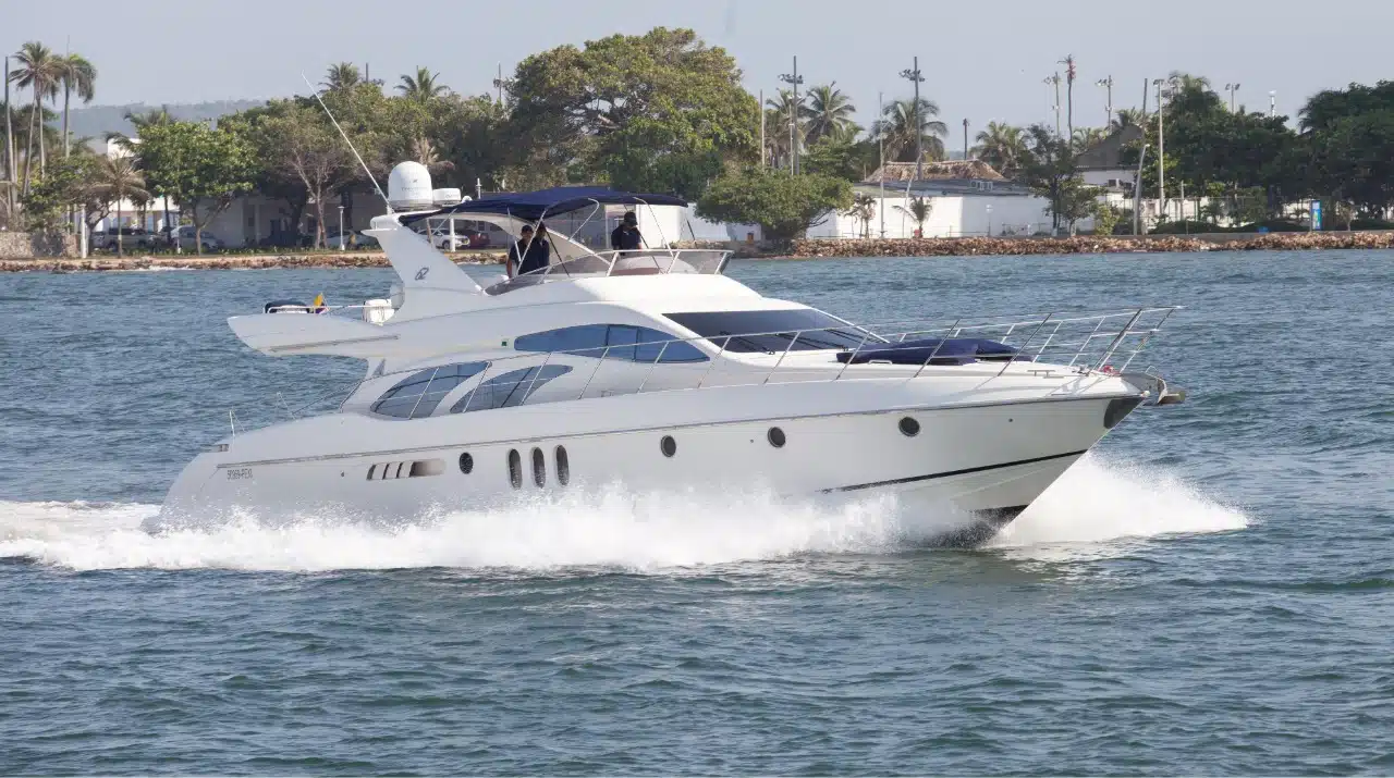 yacht rental
