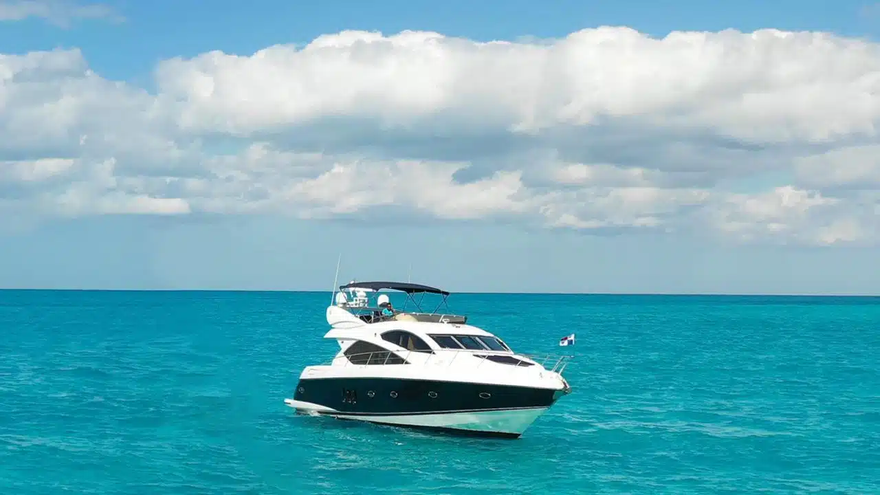 64 ft Yacht Sunseeker