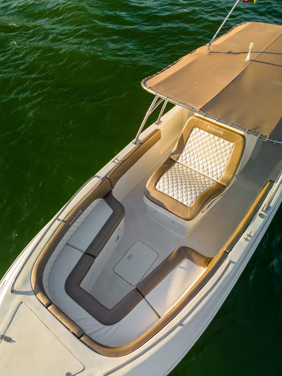 speedboat 28 rent